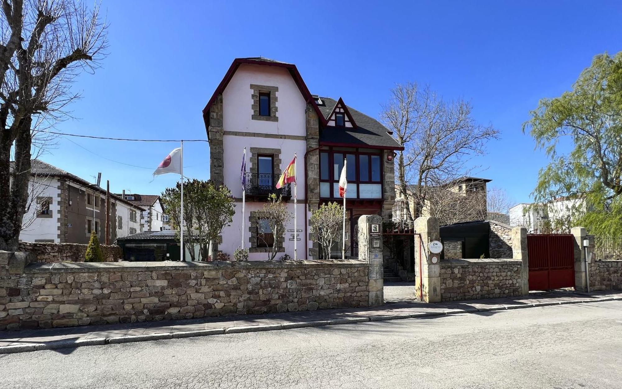 Posada Villa Rosa Reinosa Exterior photo