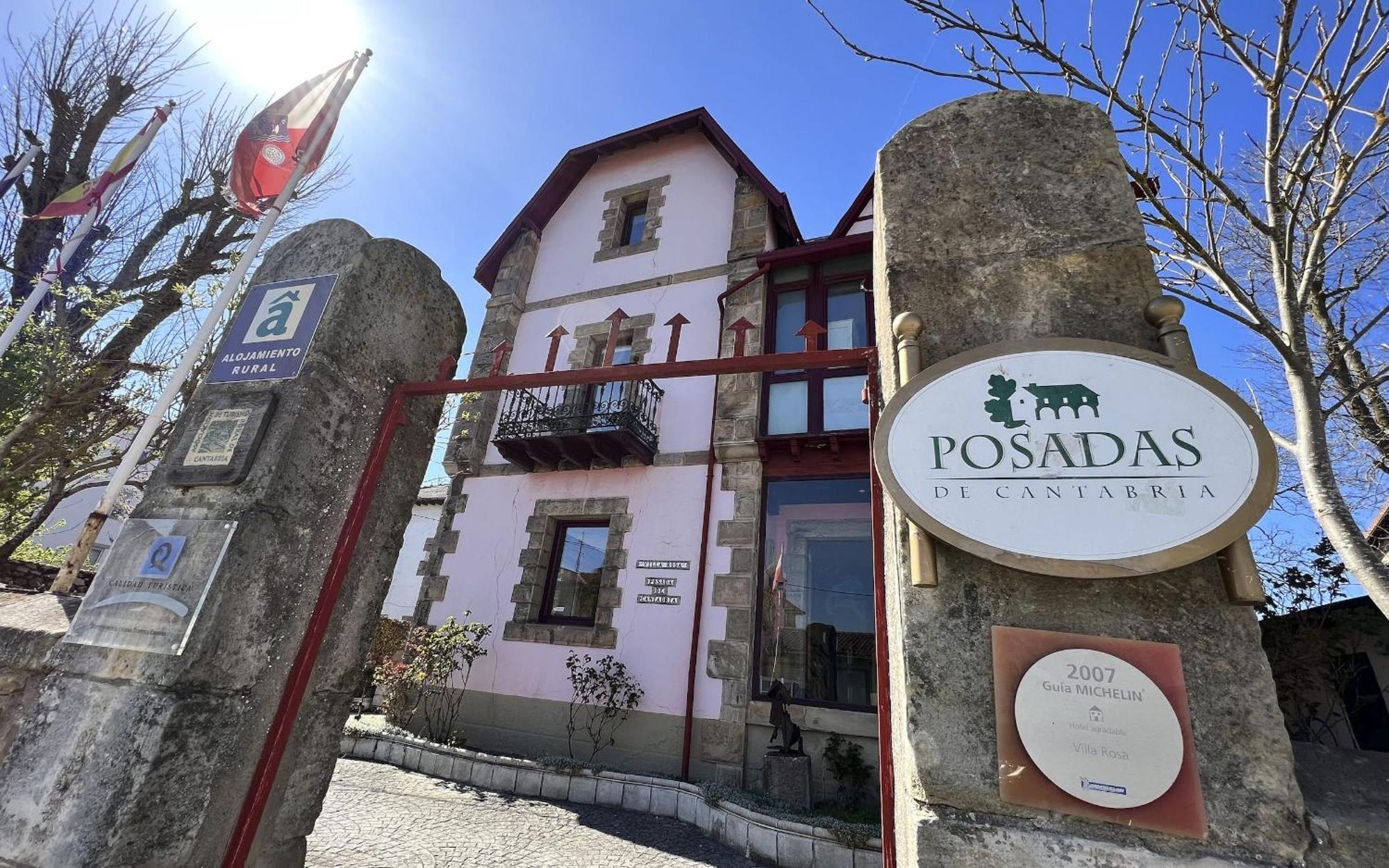 Posada Villa Rosa Reinosa Exterior photo